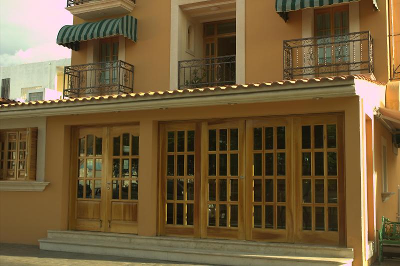 Cancun International Suites Ngoại thất bức ảnh